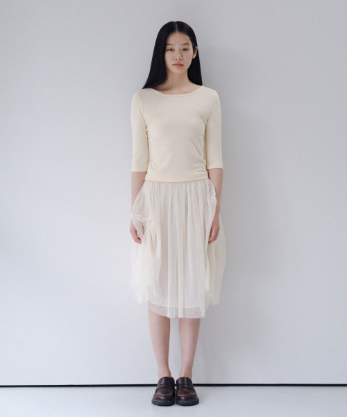 OHESHIO(オヘシオ)の「BASIC 3/4 SLEEVE T-SHIRT, BUTTER(Tシャツ/カットソー・レディース・その他・FREE)」の2枚目の写真