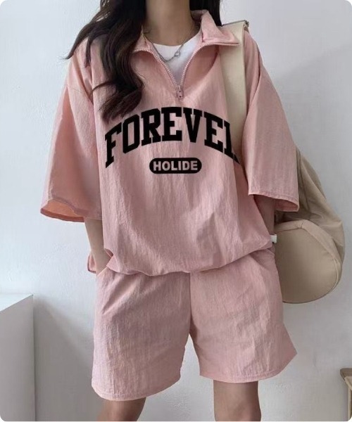 I.O.E(アイオイ)の「【韓国ファッション】ハーフジップ セットアップ 2点セット(Tシャツ/カットソー・レディース・グリーン/ブルー/ピンク/ブラック・FREE)」の9枚目の写真