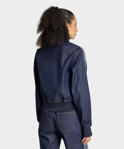 adidas(アディダス)の「ファイヤーバード トラックトップ デニム / FIREBIRD TRACKTOP DENIM / アディダスオリジナルス adidas Originals(デニムジャケット・レディース・ブルー・SMALL/MEDIUM/LARGE/X-SMALL/X-LARGE/XX-LARGE)」の2枚目の写真