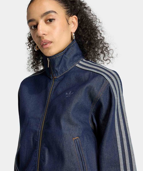 adidas(アディダス)の「ファイヤーバード トラックトップ デニム / FIREBIRD TRACKTOP DENIM / アディダスオリジナルス adidas Originals(デニムジャケット・レディース・ブルー・SMALL/MEDIUM/LARGE/X-SMALL/X-LARGE/XX-LARGE)」の3枚目の写真