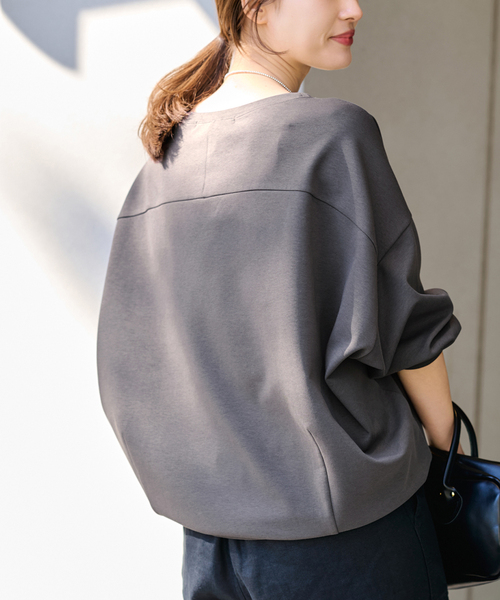 FRAMeWORK(フレームワーク)の「≪WEB限定 / 新色 /追加≫コクーンプルオーバー(Tシャツ/カットソー・レディース・グレー/マルチ/ホワイト/ブラック・FREE)」の3枚目の写真