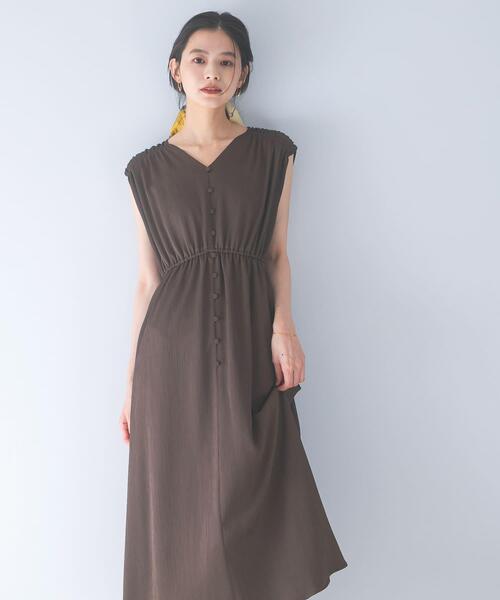 URBAN RESEARCH ROSSO WOMEN（アーバンリサーチ　ロッソ）の「楊柳サテンウエストマークワンピース（ワンピース・レディース・オフホワイト/ネイビー/ブラウン・FREE）」の20枚目の写真