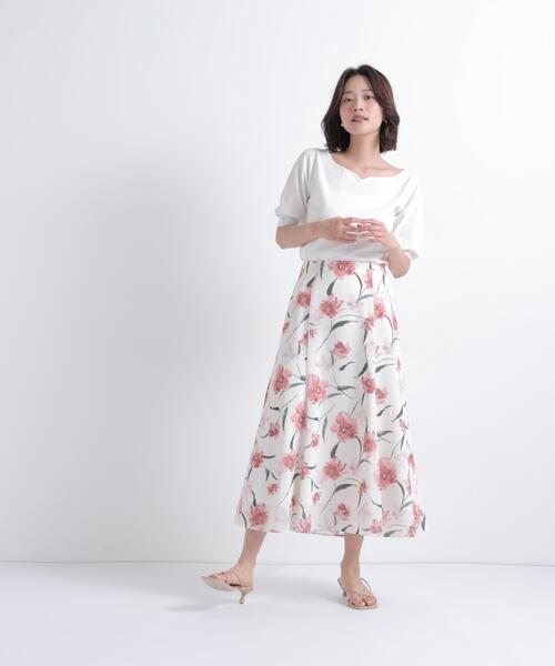 NATURAL BEAUTY BASIC(ナチュラルビューティーベーシック)の「ハートネックベーシックニット(ニット/セーター・レディース・ブラック/オフホワイト/ブルー/ダークブラウン・フリ-)」の11枚目の写真