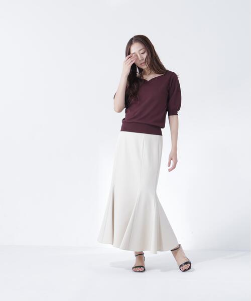 NATURAL BEAUTY BASIC(ナチュラルビューティーベーシック)の「ハートネックベーシックニット(ニット/セーター・レディース・ブラック/オフホワイト/ブルー/ダークブラウン・フリ-)」の14枚目の写真