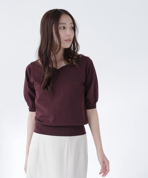 NATURAL BEAUTY BASIC(ナチュラルビューティーベーシック)の「ハートネックベーシックニット(ニット/セーター・レディース・ブラック/オフホワイト/ブルー/ダークブラウン・フリ-)」の15枚目の写真