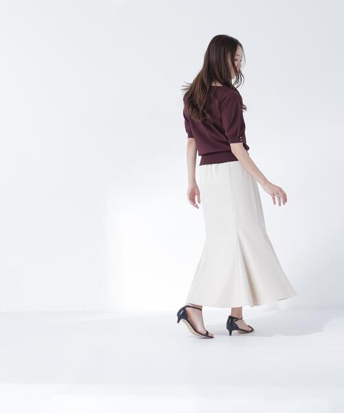 NATURAL BEAUTY BASIC(ナチュラルビューティーベーシック)の「ハートネックベーシックニット(ニット/セーター・レディース・ブラック/オフホワイト/ブルー/ダークブラウン・フリ-)」の16枚目の写真