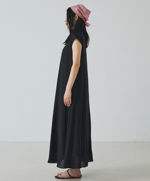 abahouse mavie(アバハウスマヴィ)の「2枚仕立てシアーワンピース(ワンピース・レディース・ブラック/ブラウン・36/38)」の11枚目の写真