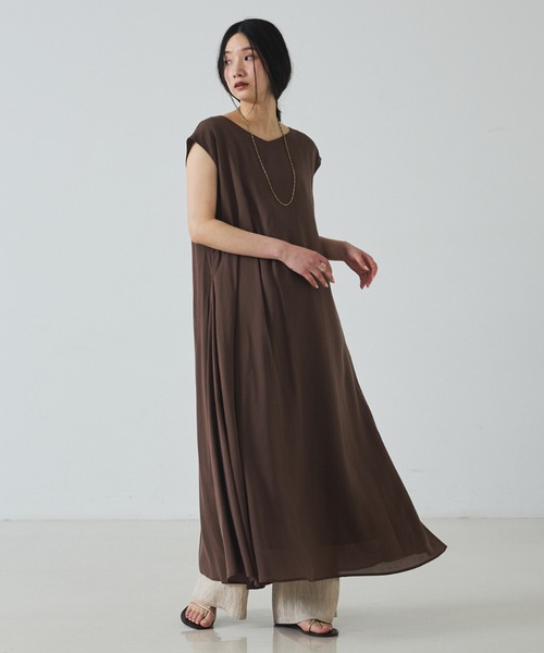 abahouse mavie(アバハウスマヴィ)の「2枚仕立てシアーワンピース(ワンピース・レディース・ブラック/ブラウン・36/38)」の3枚目の写真