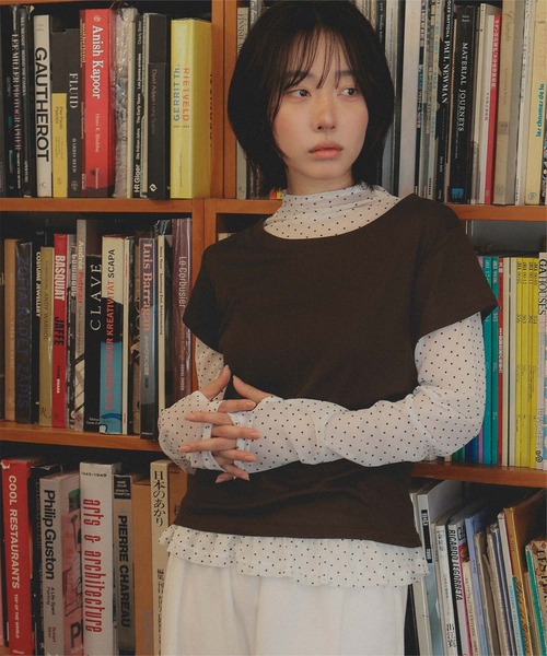 miette(ミエット)の「2枚セットレイヤードTシャツ(Tシャツ/カットソー・レディース・ブラウン/ブラック/チャコール・S/M/L)」の11枚目の写真