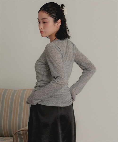 miette(ミエット)の「2枚セットレイヤードTシャツ(Tシャツ/カットソー・レディース・ブラウン/ブラック/チャコール・S/M/L)」の21枚目の写真