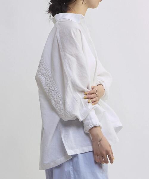 CONVERSE TOKYO（コンバーストウキョウ）の「STAR★ LACE OVERSIZED SHIRT（シャツ/ブラウス・レディース・ブラック/ピンク/サックスブルー/ホワイト・FREE）」の5枚目の写真
