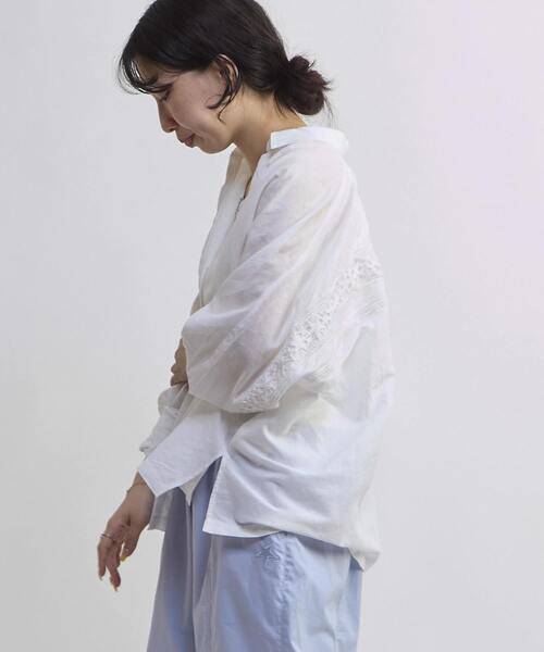 CONVERSE TOKYO（コンバーストウキョウ）の「STAR★ LACE OVERSIZED SHIRT（シャツ/ブラウス・レディース・ブラック/ピンク/サックスブルー/ホワイト・FREE）」の6枚目の写真