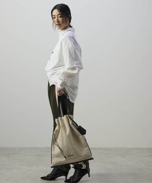 CONVERSE TOKYO（コンバーストウキョウ）の「STAR★ LACE OVERSIZED SHIRT（シャツ/ブラウス・レディース・ブラック/ピンク/サックスブルー/ホワイト・FREE）」の15枚目の写真