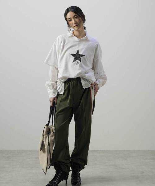 CONVERSE TOKYO（コンバーストウキョウ）の「STAR★ LACE OVERSIZED SHIRT（シャツ/ブラウス・レディース・ブラック/ピンク/サックスブルー/ホワイト・FREE）」の16枚目の写真