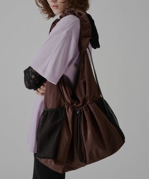 WHIMSIC(ウィムジック)の「【UNISEX】マルチショルダーバッグ(ショルダーバッグ・メンズ・ブラウン/ブラック/パープル・FREE)」の7枚目の写真