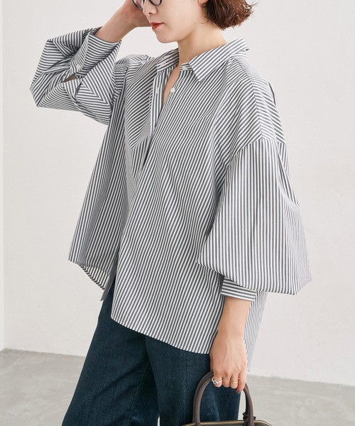 Spick & Span(スピックアンドスパン)の「CO/PEギャザースリーブシャツ(シャツ/ブラウス・レディース・その他10/マルチ・FREE)」の2枚目の写真