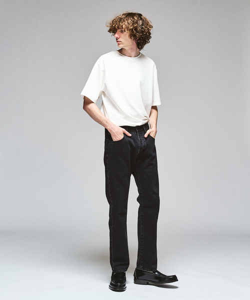 417 EDIFICE(フォーワンセブンエディフィス)の「LEVI’S(R)/リーバイス 別注 501 ブラック(L28)(デニムパンツ・メンズ・ブラック・31/30/29/28/38/36/34/33/32)」の4枚目の写真