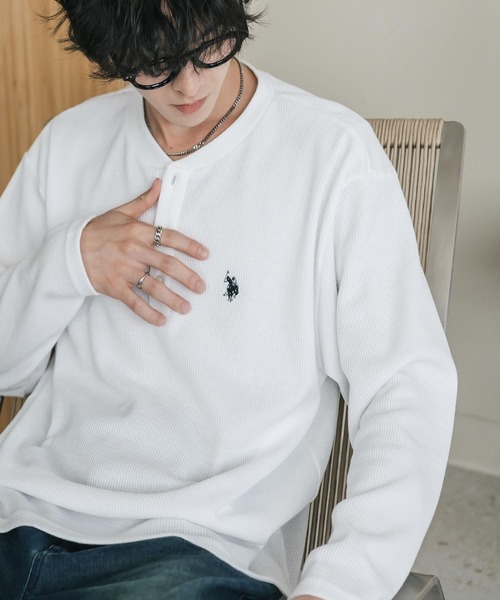 U.S. POLO ASSN.(ユーエスポロアッスン)の「U.S. POLO ASSN. ユーエスポロアッスン サーマルワンポイントロゴ刺繍ヘンリーネック長袖Tシャツ/ワッフルカットソー(Tシャツ/カットソー・メンズ・ホワイト/ブラック/チャコール/グレー/ネイビー/ベージュ・M/XL/L)」の9枚目の写真