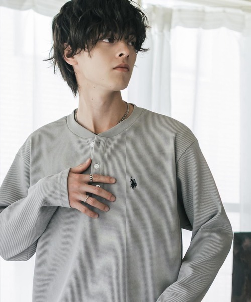 U.S. POLO ASSN.(ユーエスポロアッスン)の「U.S. POLO ASSN. ユーエスポロアッスン サーマルワンポイントロゴ刺繍ヘンリーネック長袖Tシャツ/ワッフルカットソー(Tシャツ/カットソー・メンズ・ホワイト/ブラック/チャコール/グレー/ネイビー/ベージュ・M/XL/L)」の22枚目の写真