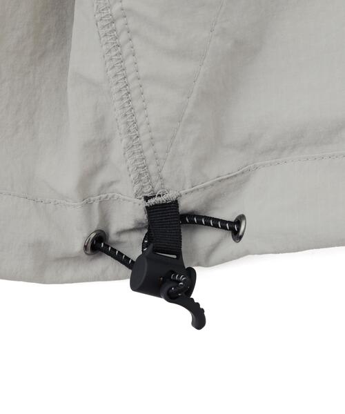 MARGARET HOWELL(マーガレットハウエル)の「RECYCLED NYLON LIGHTWEIGHT RIP STOP BLOUSON(ブルゾン・メンズ・ネイビー系1/グレー系その他・LARGE/MEDIUM)」の10枚目の写真