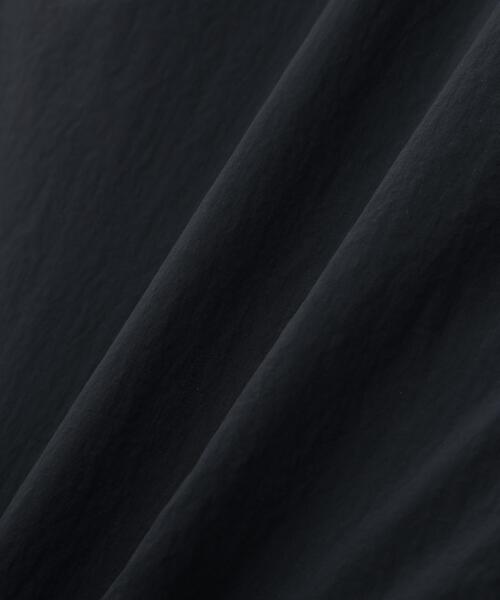 MARGARET HOWELL(マーガレットハウエル)の「RECYCLED NYLON LIGHTWEIGHT RIP STOP BLOUSON(ブルゾン・メンズ・ネイビー系1/グレー系その他・LARGE/MEDIUM)」の17枚目の写真