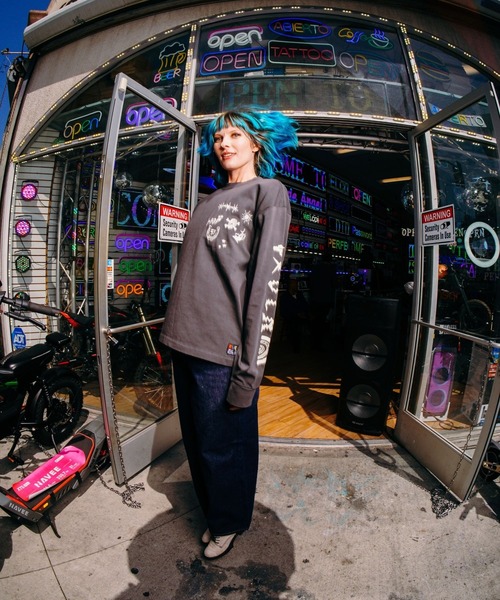 RVCA(ルーカ)の「RVCA メンズ HIGH ON LIFE LS ロンT 【2026年秋冬モデル】/ルーカ長袖袖プリントロンT(Tシャツ/カットソー・メンズ・ブラック系その他・X-LARGE/LARGE/MEDIUM/SMALL)」の11枚目の写真