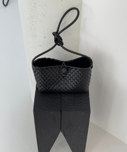 ORTICA（オルティカ）の「[ハンドメイド] Hari Bag - ブラック（ウォッシャブルラタンバッグ）（ショルダーバッグ・レディース・その他・FREE）」の5枚目の写真
