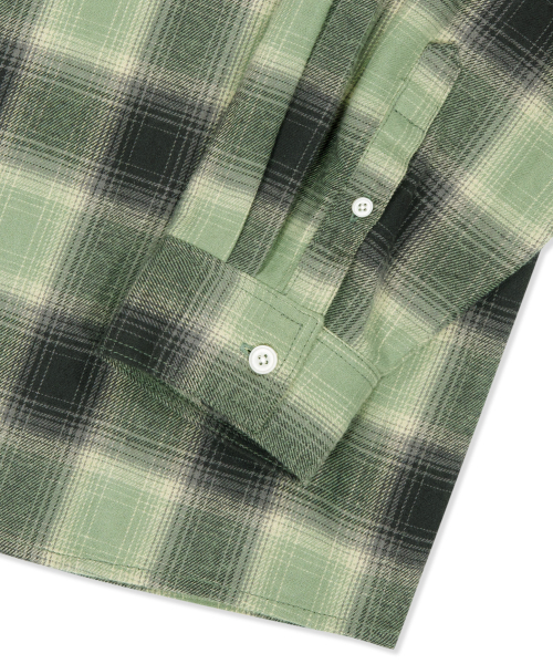 BROWNBREATH(ブラウンブレス)の「TAG オンブレチェックシャツ(シャツ/ブラウス・レディース・グリーン/ダークパープル・X-LARGE/MEDIUM/SMALL/LARGE)」の10枚目の写真