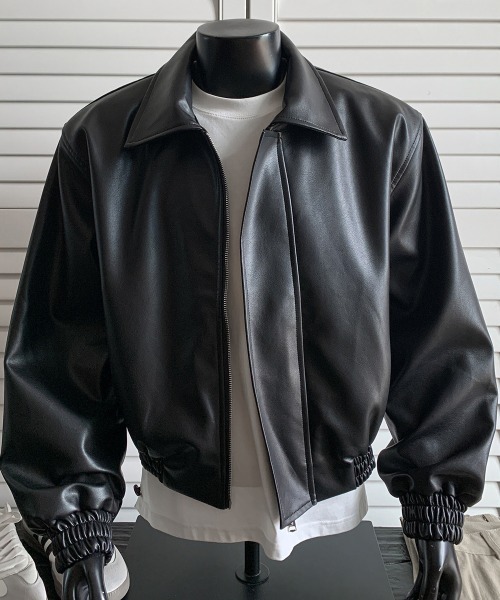NEW GENTLEMAN(ニュージェントルマン)の「ジャッカル レザータッチ ショートブルゾン(ブルゾン・メンズ・ブラック・M/XL/L)」の2枚目の写真