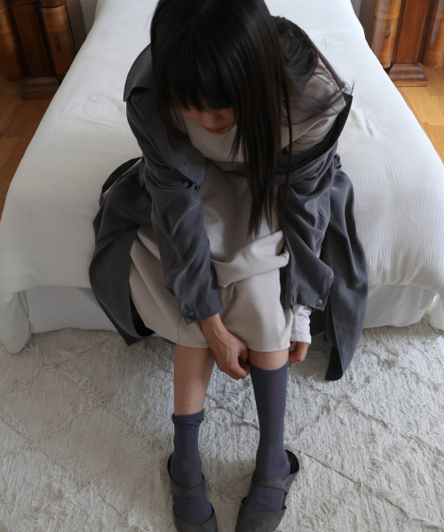 LYNTE(リンテ)の「フルイドキュプラコート(ダークグレー)(トレンチコート・レディース・その他・FREE)」の2枚目の写真