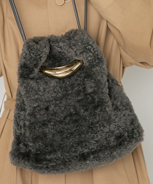 LE VERNIS(ル・ベルニ)の「LE VERNIS(ル・ベルニ)Sculpture purse(ショルダーバッグ・レディース・グレー/ブラウン/アイボリー・FREE)」の15枚目の写真