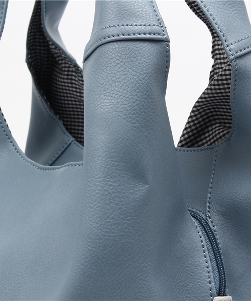 LBC（エルビーシー）の「中仕切りバルーントートバッグ    （トートバッグ・レディース・オフホワイト/ブラック/ライトブルー・ONE SIZE）」の6枚目の写真