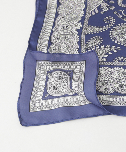 URBAN RESEARCH（アーバンリサーチ）の「UR ペイズリーパネルスカーフ（バンダナ/スカーフ・レディース・その他4/その他1/その他2/その他3・FREE）」の8枚目の写真
