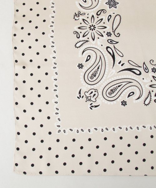 URBAN RESEARCH（アーバンリサーチ）の「UR ペイズリーパネルスカーフ（バンダナ/スカーフ・レディース・その他4/その他1/その他2/その他3・FREE）」の10枚目の写真