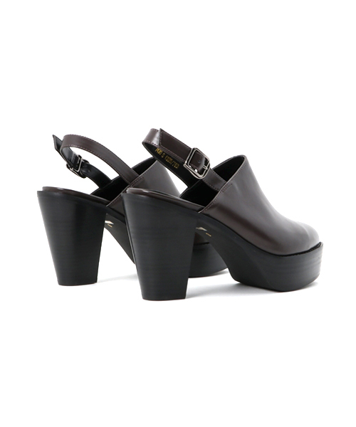 MOUSSY(マウジー)の「MULE SANDALS(サンダル・レディース・ブラウン/ブラック・SMALL/LARGE/MEDIUM)」の5枚目の写真