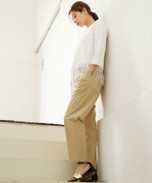 LEPSIM(レプシィム)の「コットンイージーテーパードパンツ 746471(その他パンツ・レディース・ブラック/ブルー/ベージュ/ストライプ・MEDIUM/LARGE)」の5枚目の写真