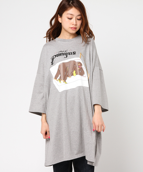 PUNYUS（プニュズ）の「ホテルプニュズBIG Tシャツ（Tシャツ/カットソー・レディース・サックスブルー/ライトピンク/ブラック/杢グレー・FREE）」の3枚目の写真