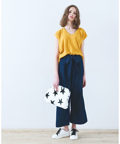 LIPSTAR（リップスター）の「STARファークラッチバッグ（クラッチバッグ・レディース・ホワイト系その他/ブラック系その他・M(2)）」の6枚目の写真