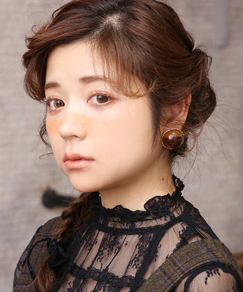 one after another NICE CLAUP（ワンアフターアナザーナイスクラップ）の「大きめパールイヤリング（イヤリング・レディース・ブラック/ブラウン/オフホワイト・FREE）」の11枚目の写真
