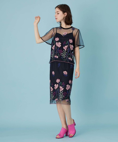 UNITED TOKYO（ユナイテッドトウキョウ）の「チュールエンブロイダリースカート（スカート・レディース・オレンジ/パープル・1）」の12枚目の写真