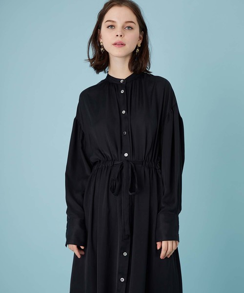 UNITED TOKYO(ユナイテッドトウキョウ)の「シャツガウンワンピース(ワンピース・レディース・ブラック/オフホワイト/ベージュ・1)」の9枚目の写真