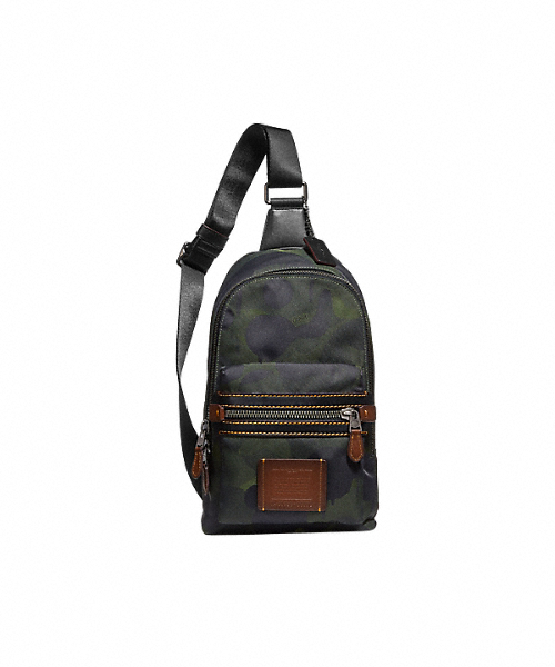 Coach コーチ の コーチ アカデミー パック ウィズ ワイルド ビースト プリント ボディバッグ ウエストポーチ Wear