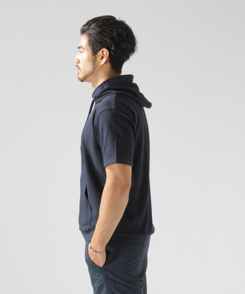BAYFLOW（ベイフロー）の「キリカエ半袖ZIPパーカー（パーカー・メンズ・ネイビー/グレー・MEDIUM/LARGE/SMALL）」の6枚目の写真