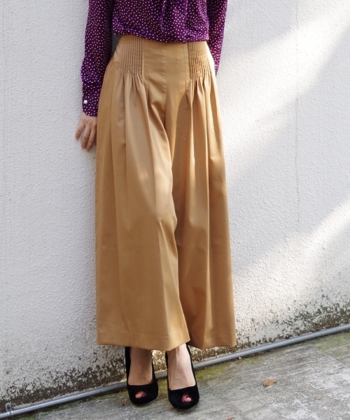 NARACAMICIE（ナラカミーチェ）の「ピンタックワイドパンツ（その他パンツ・レディース・ネイビー/ブラウン/グレー・MEDIUM）」の3枚目の写真