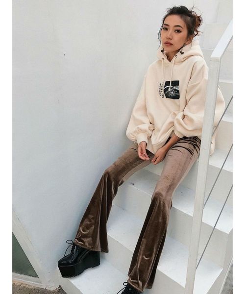 EVRIS（エヴリス）の「グラフィックルーズBIGフーディー（パーカー・レディース・グレー/ブラック/オレンジ/パープル/ホワイト・FREE）」の9枚目の写真