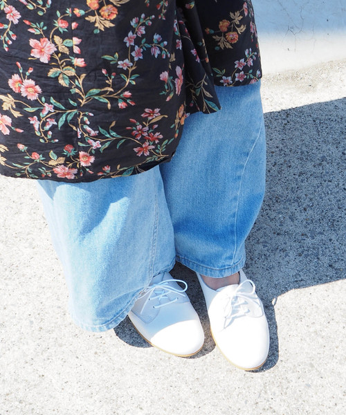 cava cava（サヴァサヴァ）の「〈cava cava (サヴァサヴァ)〉　レースアップシューズ（パンプス・レディース・ホワイト/ブラック/ベージュ・22.5cm/23.5cm/24.5cm/23.0cm/24.0cm）」の13枚目の写真