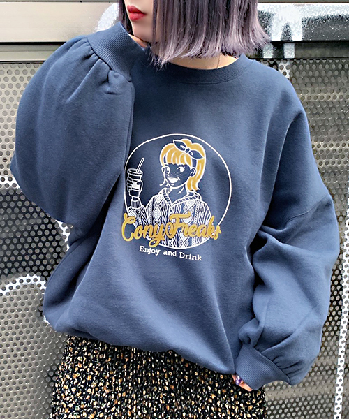 apres jour（アプレジュール）の「CONYプリントスウェット【ZOZOTOWN限定アイテム】（スウェット・レディース・ベージュ/ネイビー/オフホワイト・フリー）」の9枚目の写真