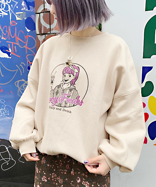 apres jour（アプレジュール）の「CONYプリントスウェット【ZOZOTOWN限定アイテム】（スウェット・レディース・ベージュ/ネイビー/オフホワイト・フリー）」の13枚目の写真