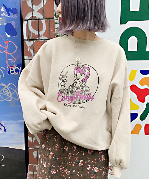 apres jour（アプレジュール）の「CONYプリントスウェット【ZOZOTOWN限定アイテム】（スウェット・レディース・ベージュ/ネイビー/オフホワイト・フリー）」の11枚目の写真