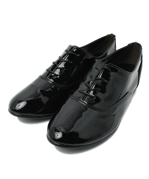 SENSE OF PLACE by URBAN RESEARCH(センスオブプレイスバイアーバンリサーチ)の「エナメルレースUPシューズ (その他シューズ・レディース・ネイビー/ブラック/ベージュ/グリーン/イエロー/ブロンズ・37/36/38)」の2枚目の写真